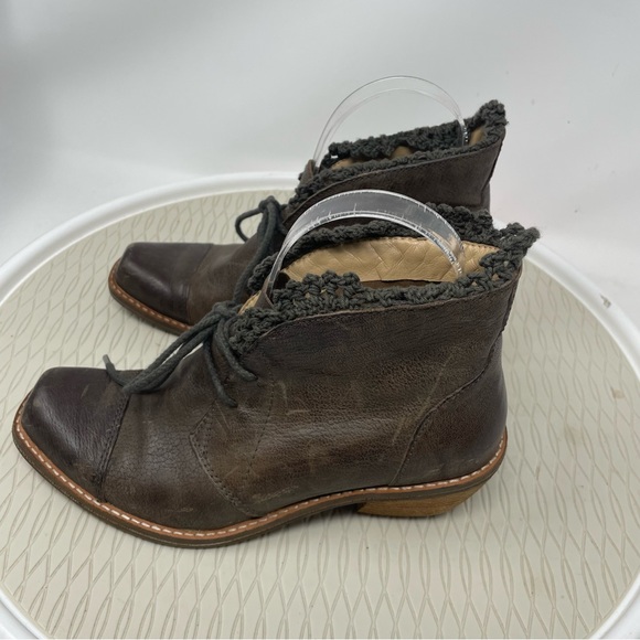 Anthropologie Latigo Size 6 Victorian Ankle Boot Heel Booties Brown Leather - Picture 4 of 12